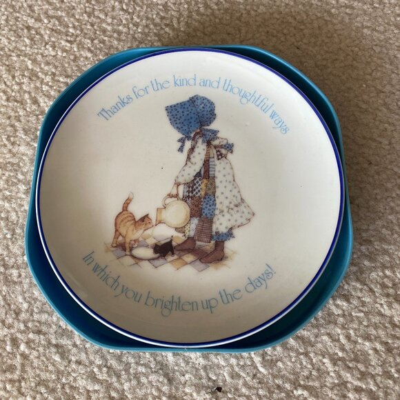 VINTAGE 1970s HOLLY HOBBIE Fine Porcelain Plate Collectible - Picture 1 of 4